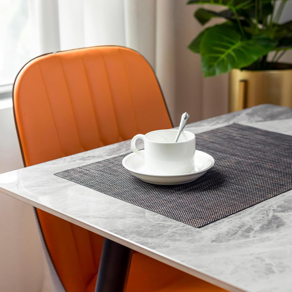 LEXMORE Placemats Set of 4 Vinyl/Plastic Woven Place Mats for Kitchen Table Indoor/Outdoor Washable