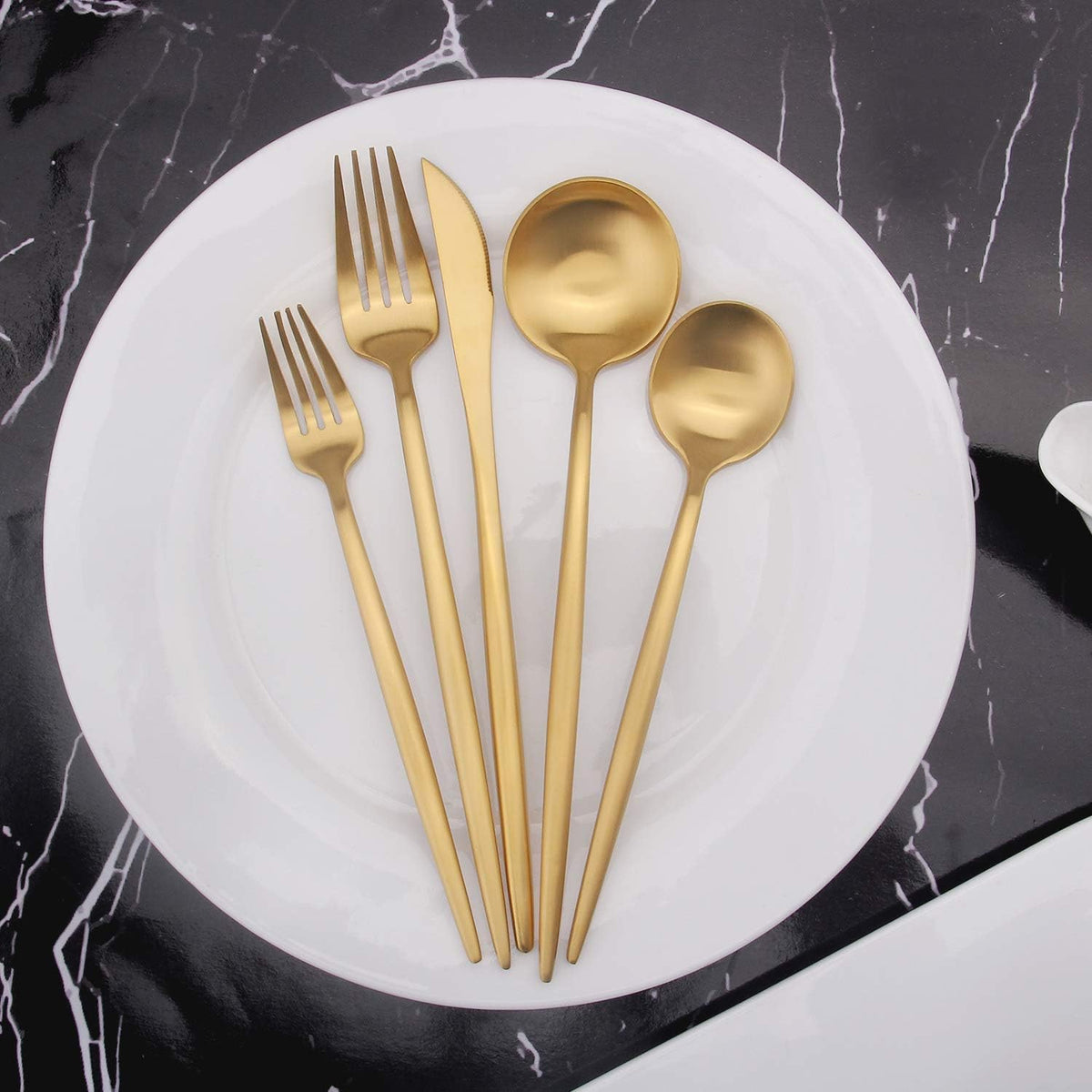 Matte Gold Silverware Set, Vanys 20 Piece Stainless Steel Cutlery Flatware Set, Kitchen Utensil