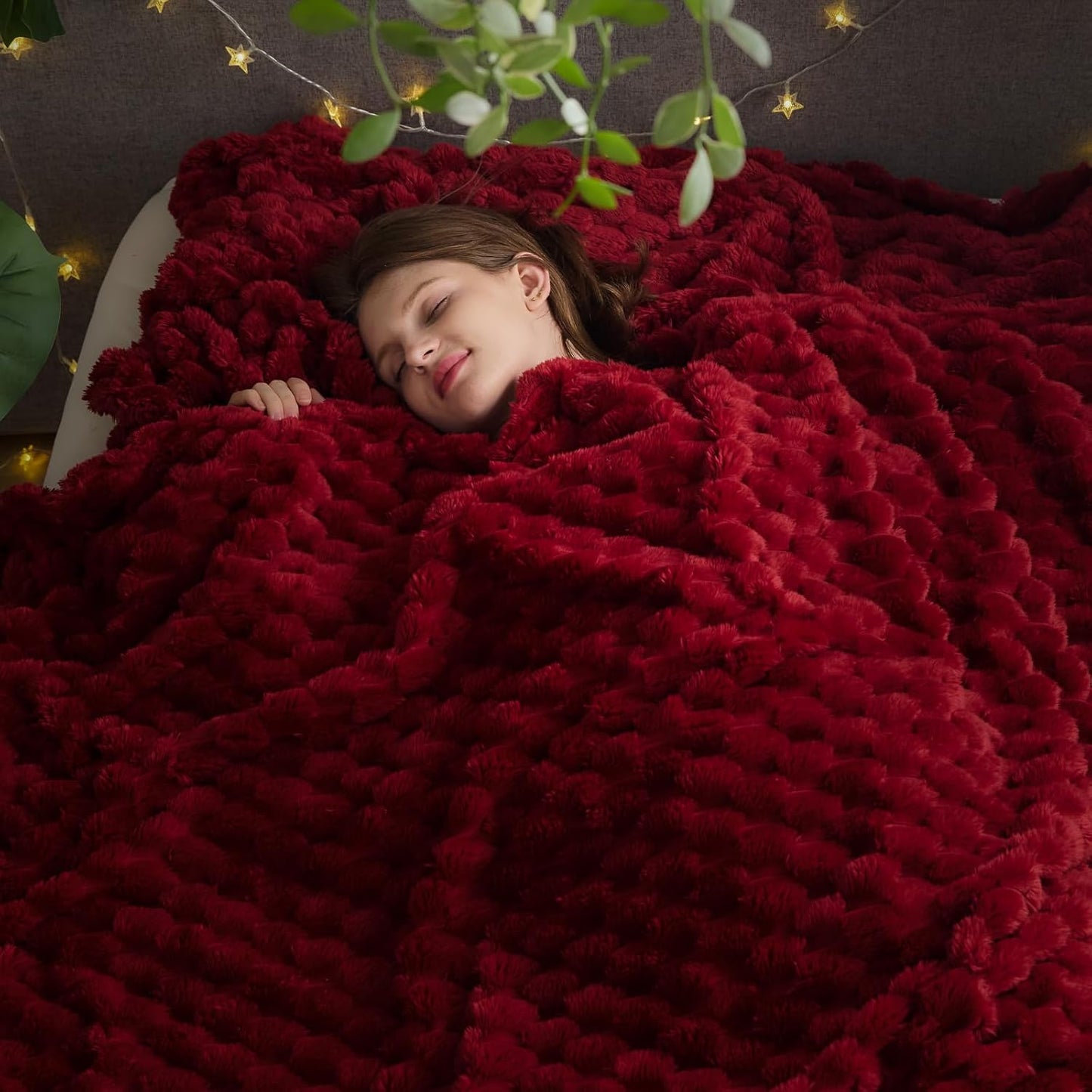 NEWCOSPLAY Super Soft King Blanket Red Premium Silky Flannel Fleece 3D Clouds Stylish Jacquard
