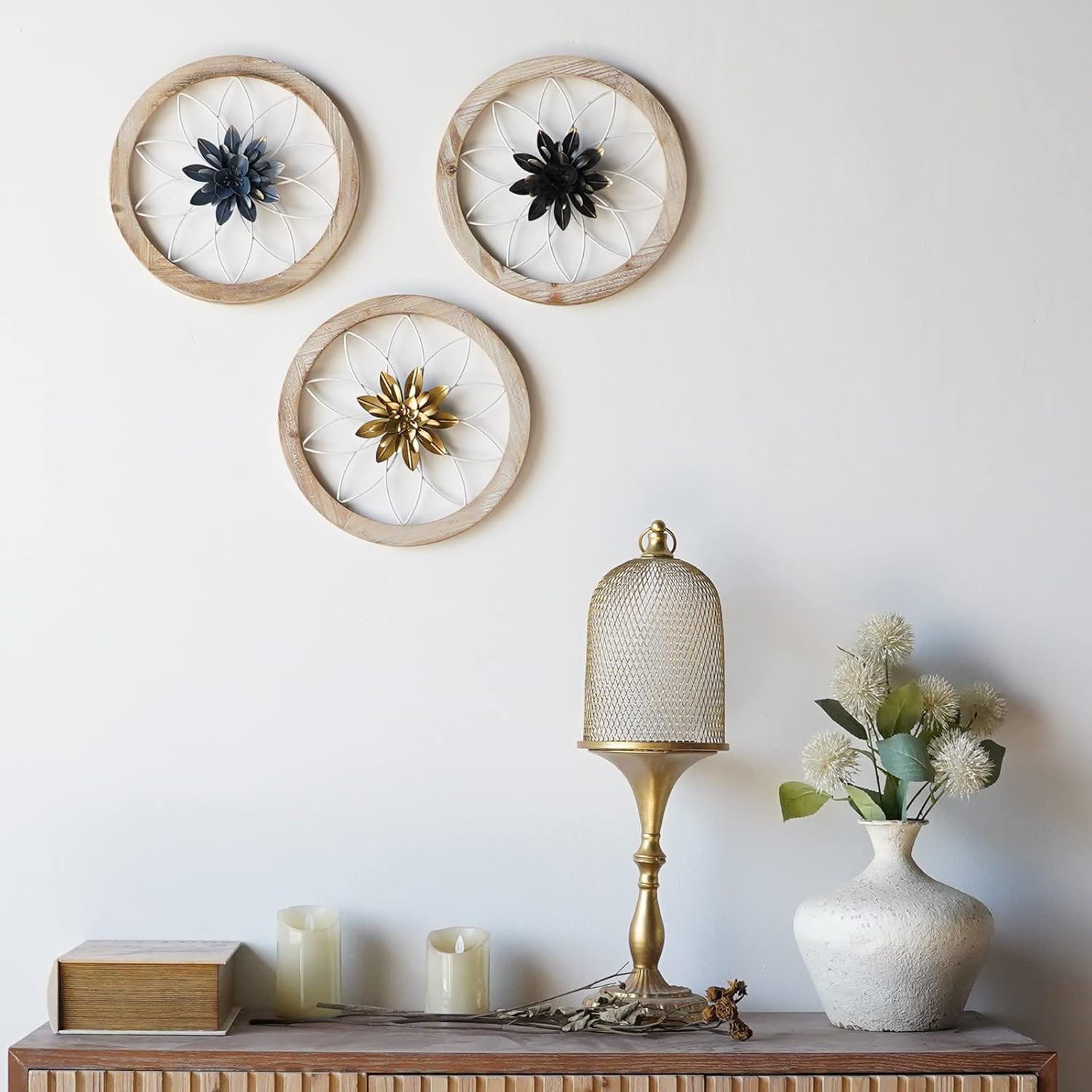 Paquesta 3 Piece Round Farmhouse Wall Decor with 6 Piece Interchangeable Flowers 12'' Medallion