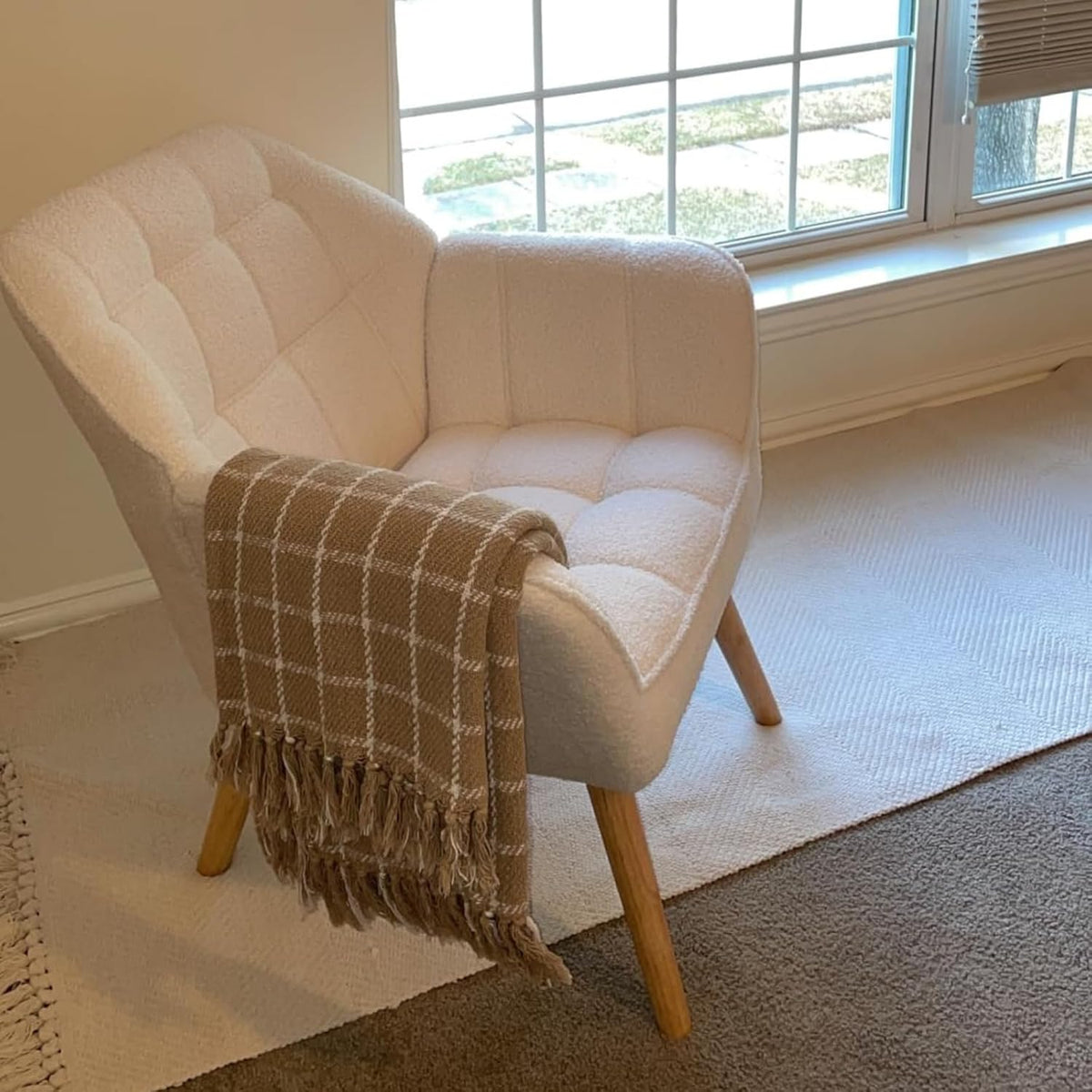 White Sherpa Accent Chair with Ottoman ，Modern Reading Chair with Ottoman Set, Comfy Fuzzy Armchair