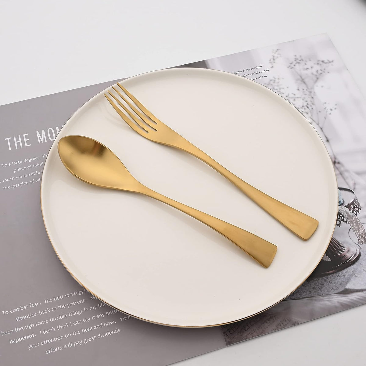 Golden Silverware Set, 24 Pieces Stainless Steel Eating Utensil Set with Gift Box, Include Knife