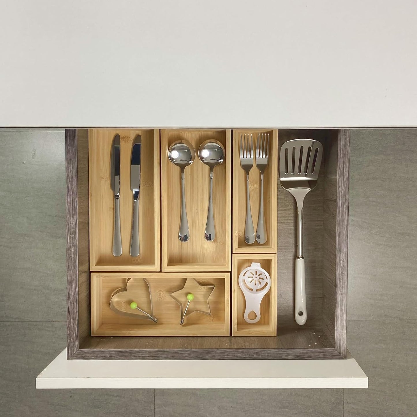 bamboo drawer organizer Set，expandable drawer dividers,wooden storage organizers,large trays for