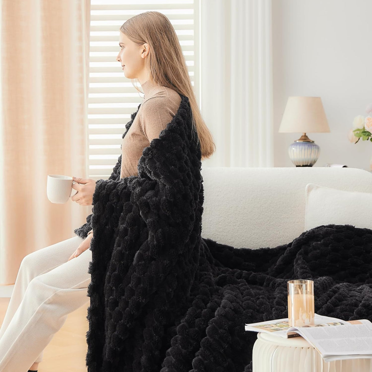 NEWCOSPLAY Super Soft Throw Blanket Black Premium Silky Flannel Fleece 3D Clouds Stylish Jacquard