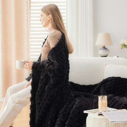 NEWCOSPLAY Super Soft Throw Blanket Black Premium Silky Flannel Fleece 3D Clouds Stylish Jacquard