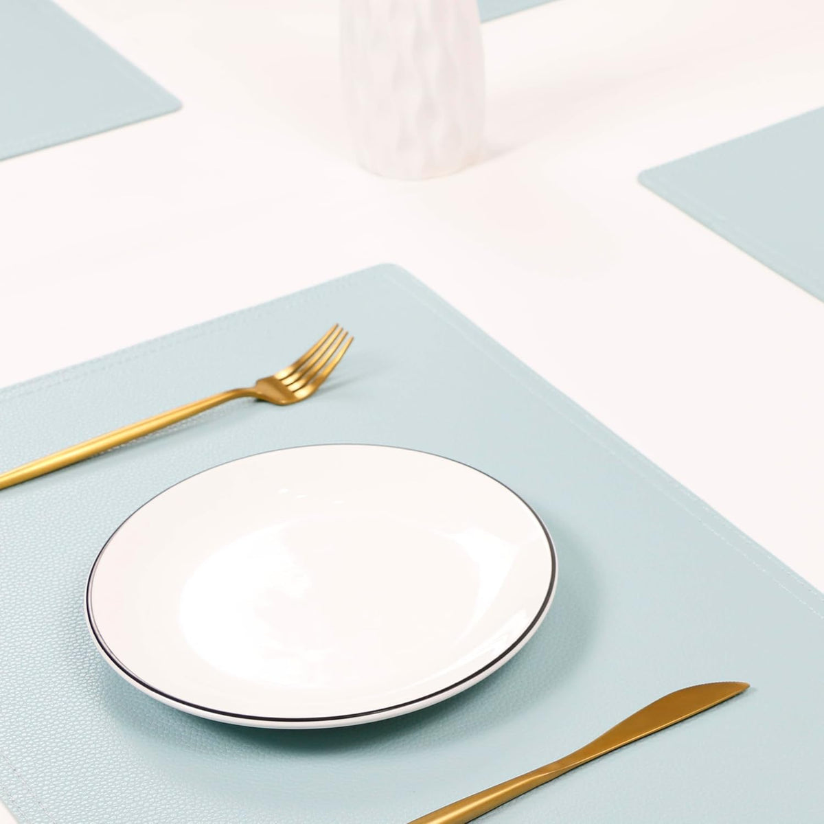 Set of 8 Faux Leather Placemats, PU Table Mats, Waterproof, Stain Resistant, Heat Resistant
