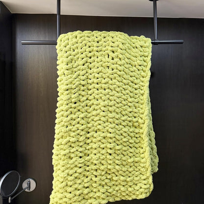 Chunky Knit Blanket Throw 40"x60", Chenille Throw Blankets, Handmade Warm & Cozy Blanket Couch Bed