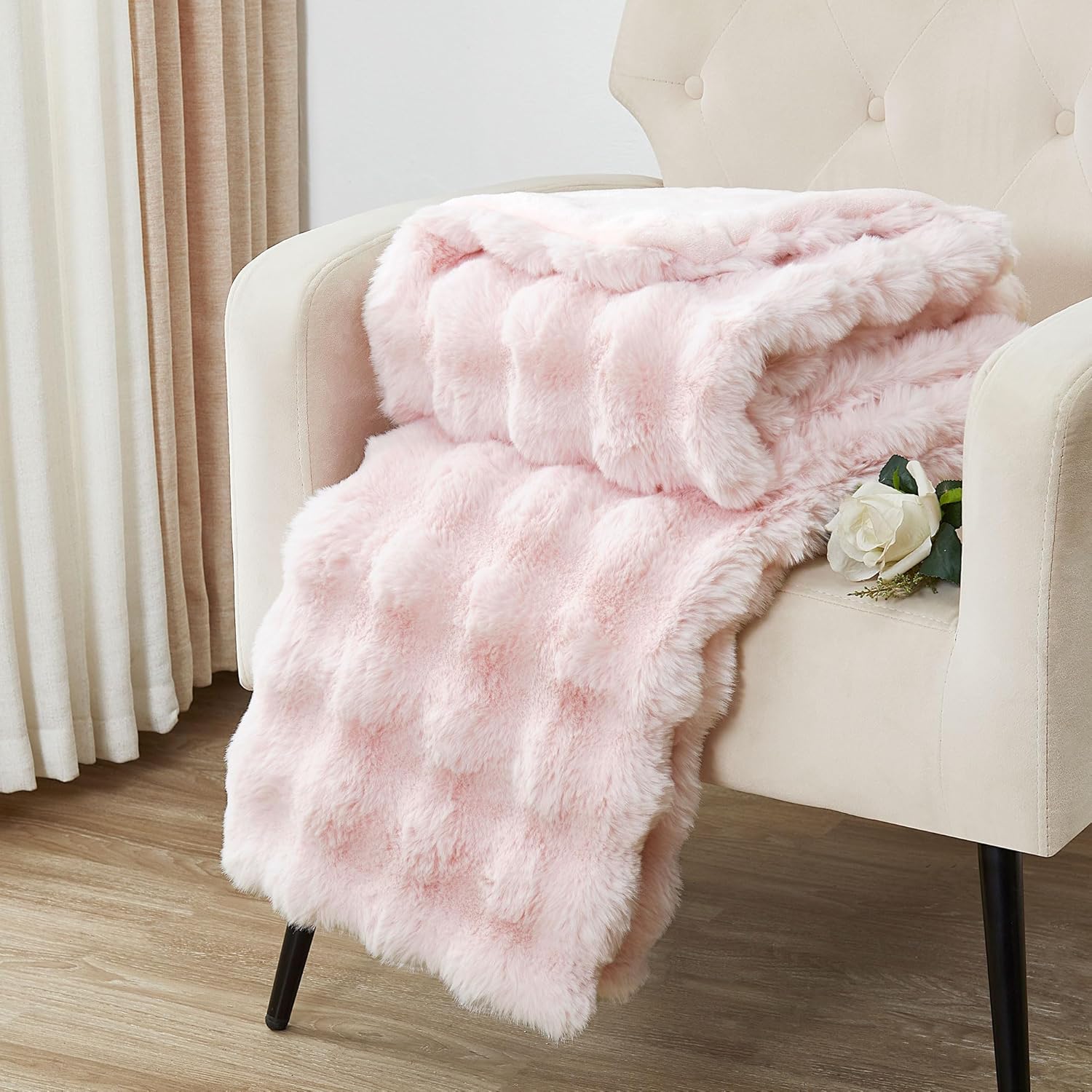 DREAMNINE Large Soft Thick Fuzzy Bubble Faux Rabbit Fur Bed Blanket Queen Size - 80" x 90", Big