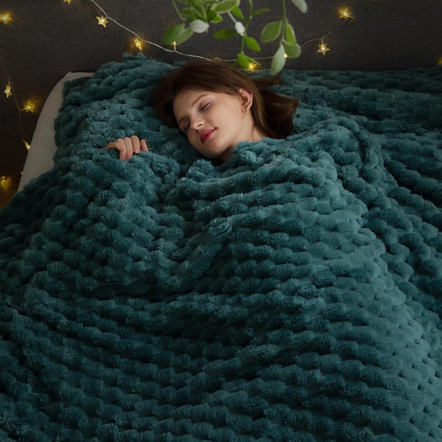NEWCOSPLAY Super Soft King Blanket Light Teal Premium Silky Flannel Fleece 3D Clouds Stylish