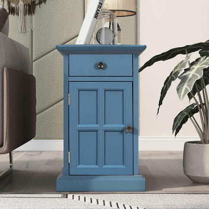 Traditional Wood End Table with Charging Station, Modern Vintage Sofa Chair Side Table Nightstand
