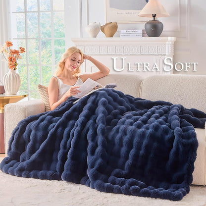 BENVWE Fluffy Faux Fur Throw Blanket for Couch, Soft Plush Thick Cozy Fuzzy Luxury Minky Bubble