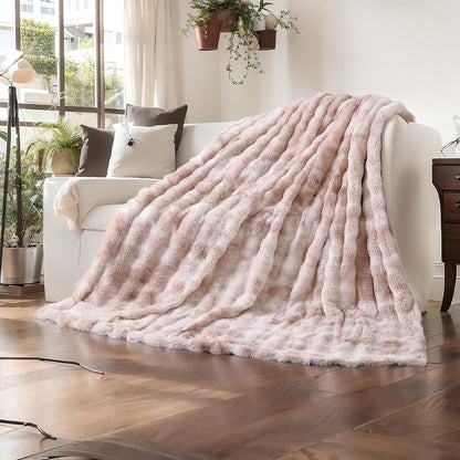 UKELER Camel Faux Fur Throw Blanket 50''x60'' Decorative Shaggy Velvet Blanket Fluffy Cozy Plush