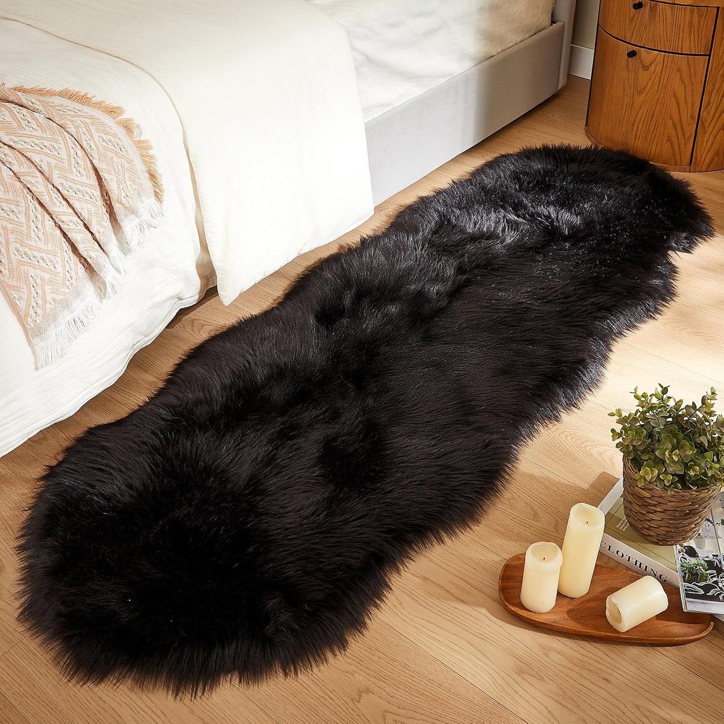 AMTOVO Faux Sheepskin Rug, Black Ultra Soft Fluffy Shag Area Rug, 2 x 6 ft Faux Fur Rug for Bedroom