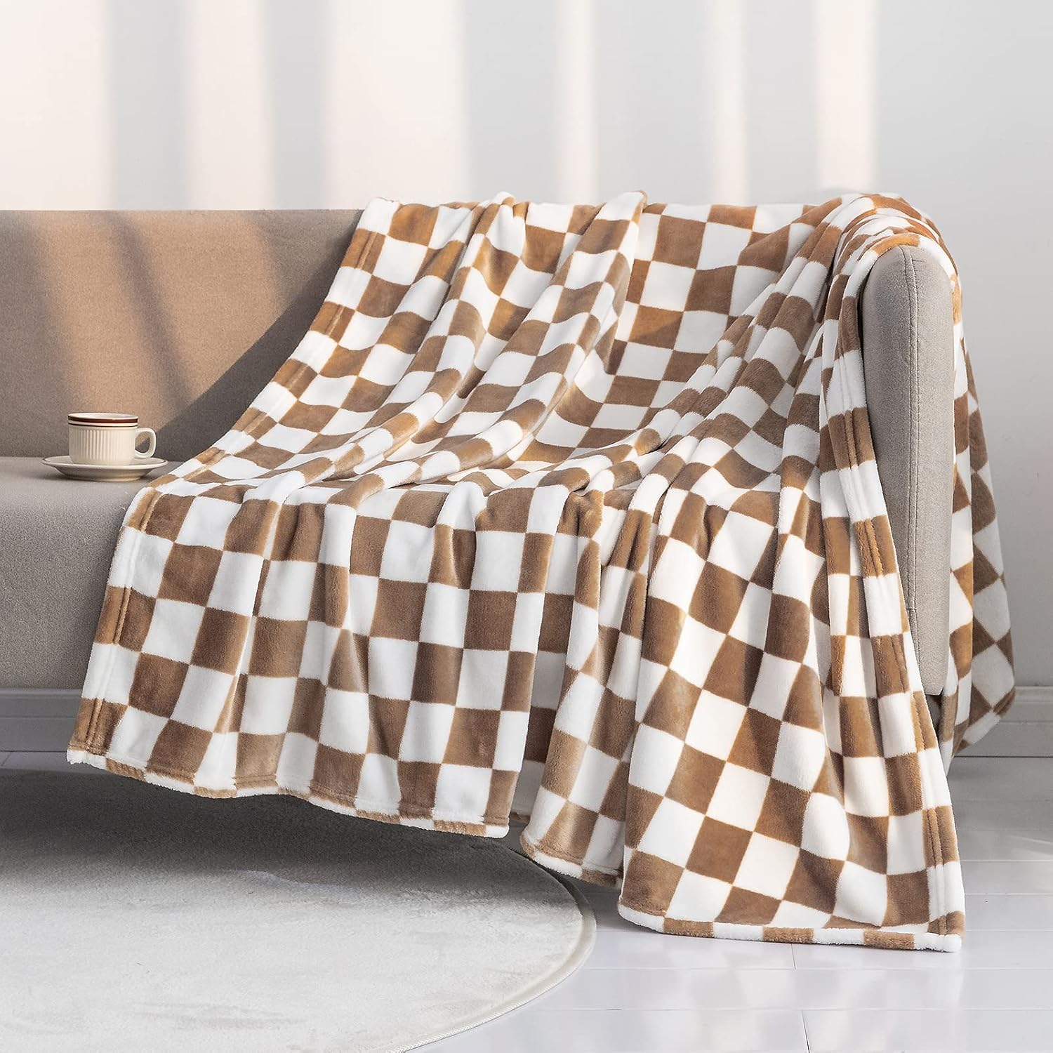 LOMAO Throw Blankets Flannel Blanket with Checkerboard Grid Pattern Soft Throw Blanket for Couch