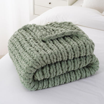 Battilo Chunky Knit Throw Blanket, Soft and Thick Chenille Throw Blanket, 50"x60" Handmade Cable