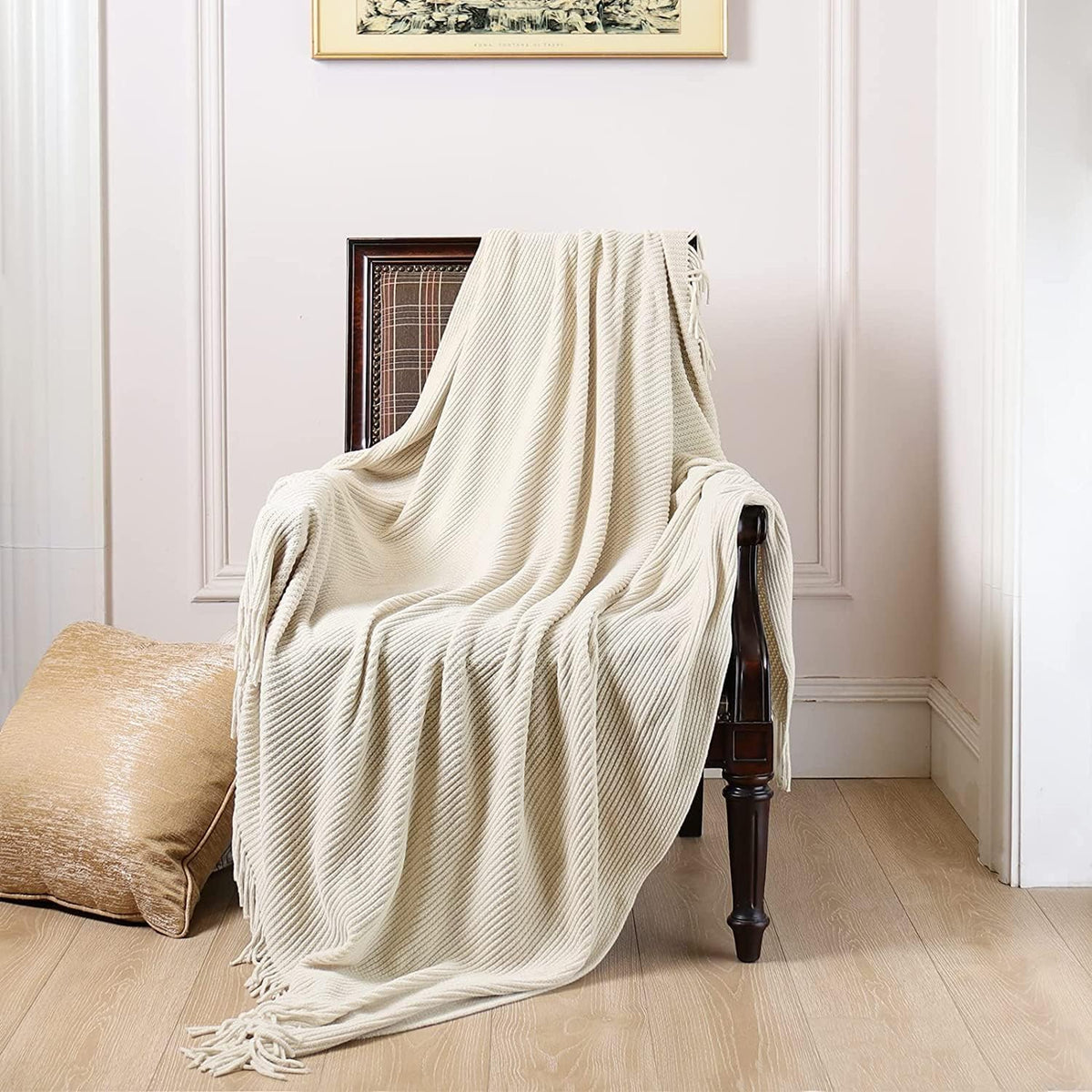 lifein Throw Blanket for Couch, Soft Boho Decor Bed Throw,Cozy White Chenille Knitted Small
