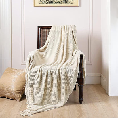 lifein Throw Blanket for Couch, Soft Boho Decor Bed Throw,Cozy White Chenille Knitted Small