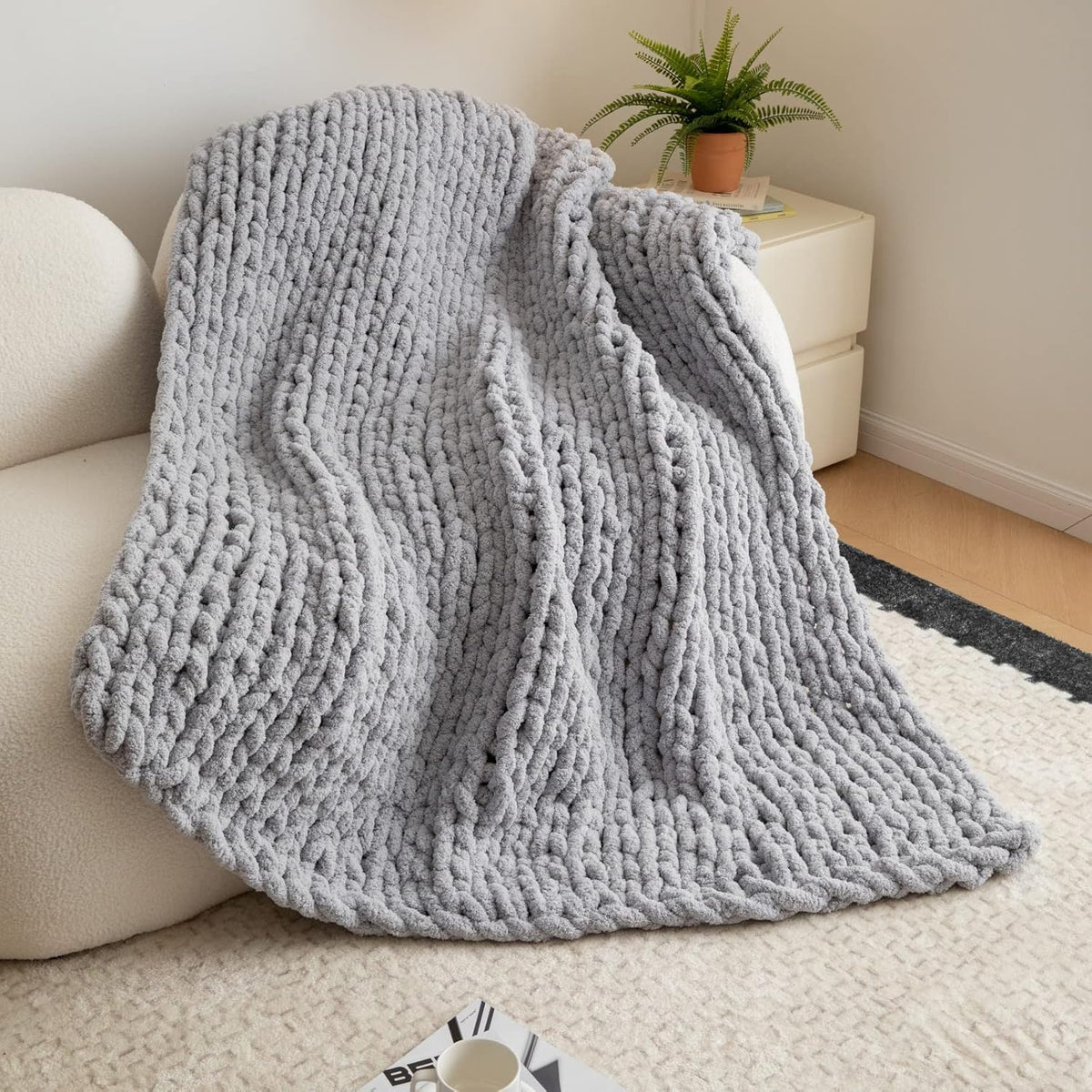WESHIONGOO Chunky Knit Blanket Throw 50"×60" Knitted Throw Blankets for Couch Bed Fluffy Soft