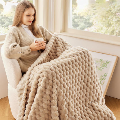NEWCOSPLAY Super Soft Throw Blanket Brown Premium Silky Flannel Fleece 3D Clouds Stylish Jacquard