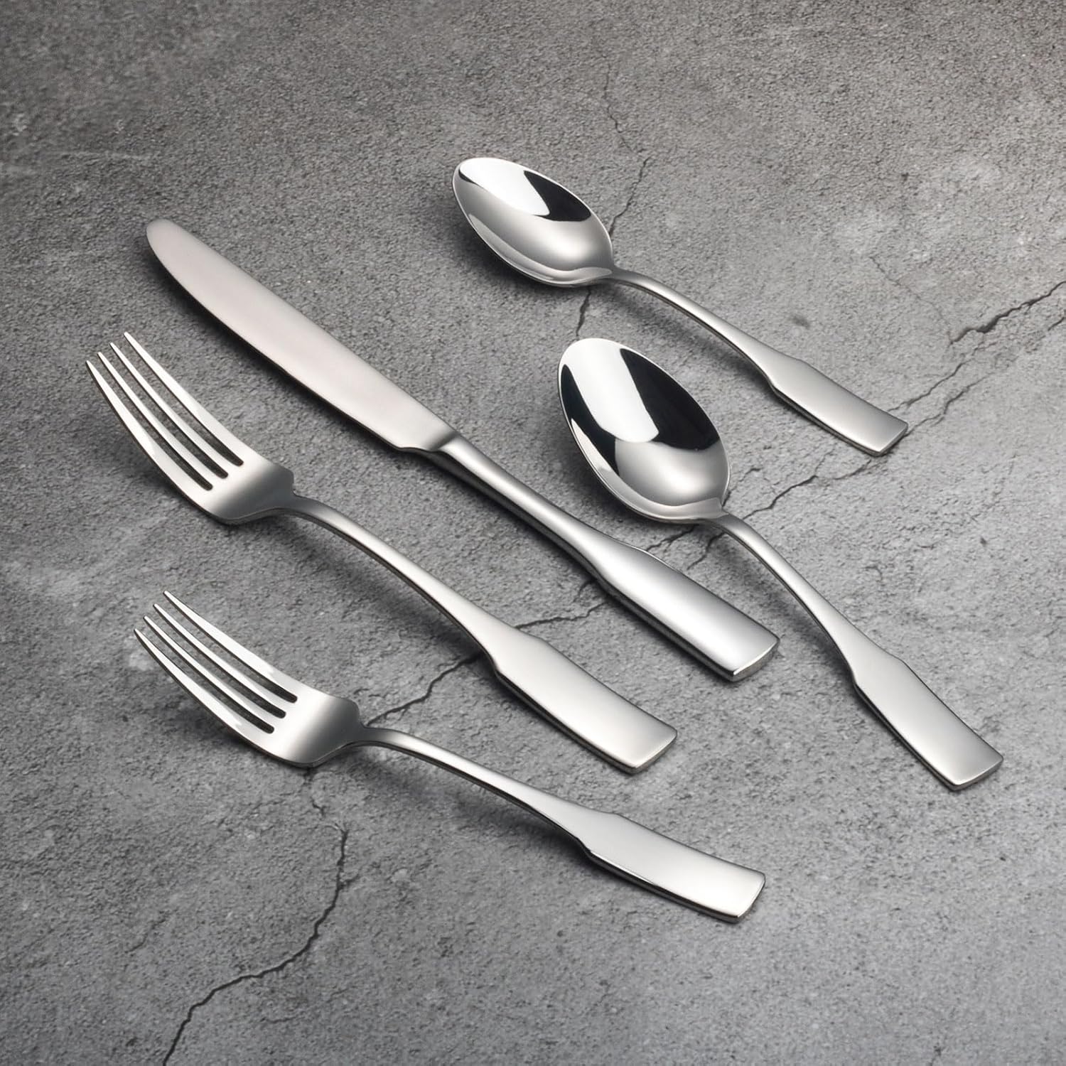 Alata Kate 40-Piece Silverware Set,Service for 8,Stainless Steel Flatware Set,Mirror Polished