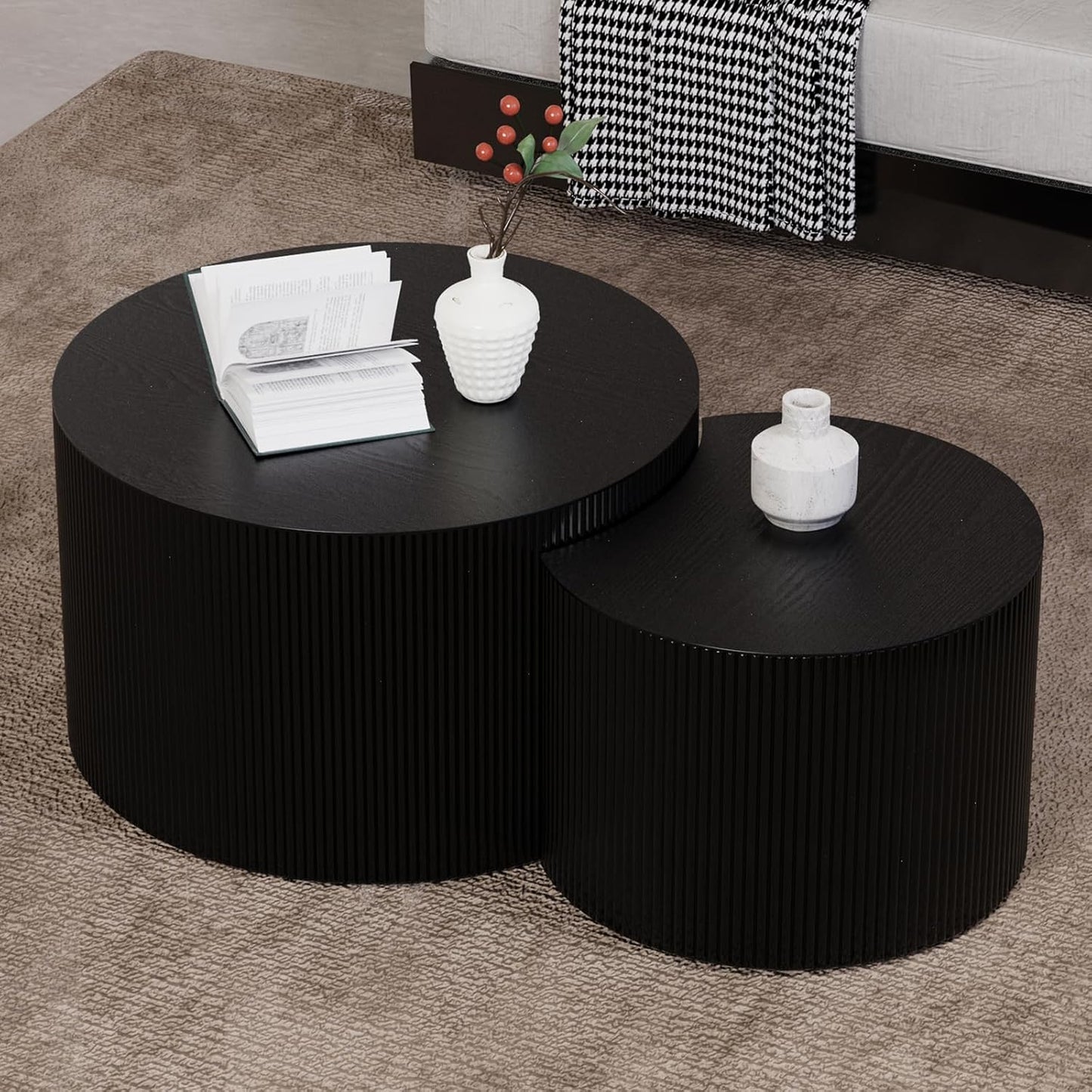 Round Nesting Coffee Table Wood Drum Nesting Tables Modern Stacking Coffee Table Set of 2 Fluted