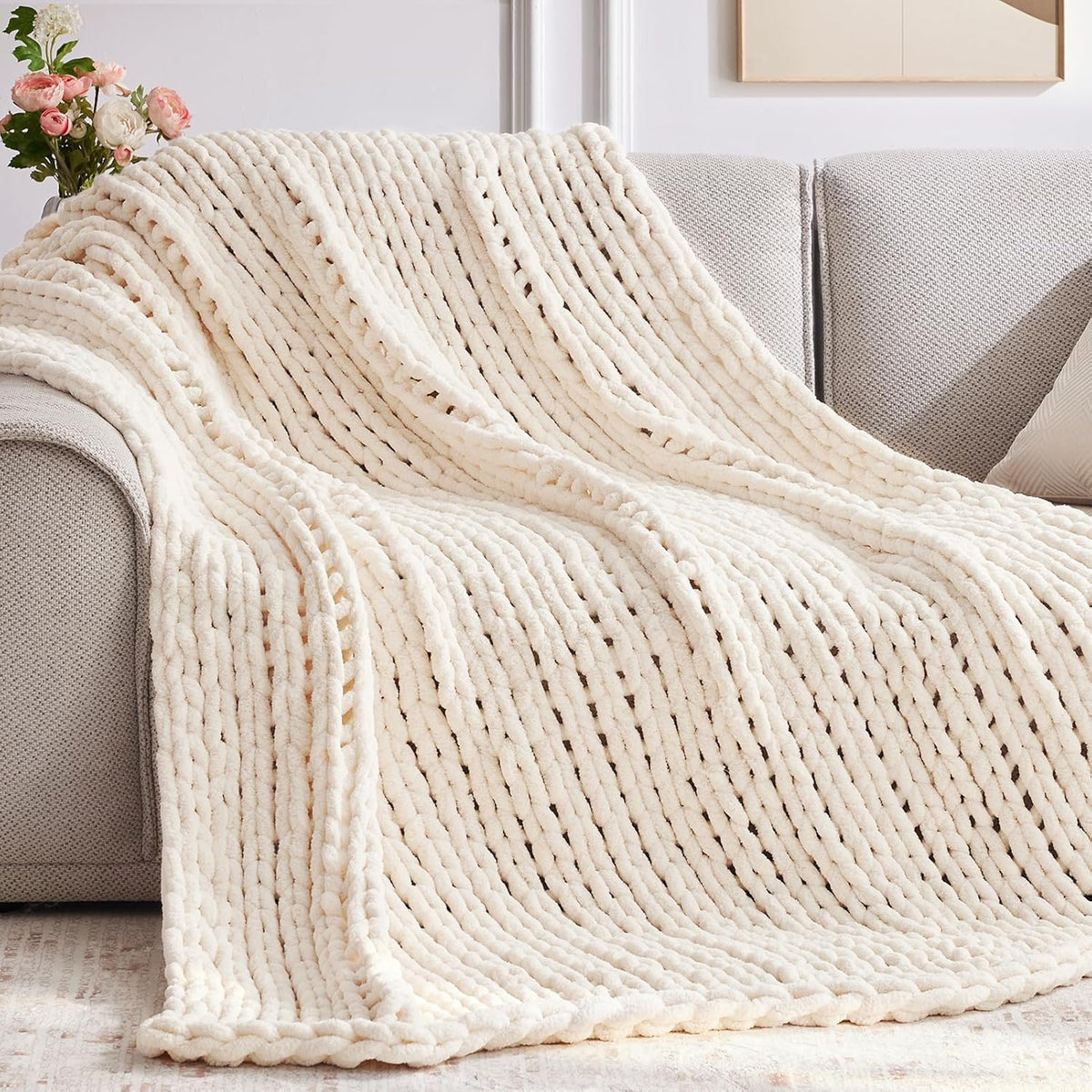 Chunky Knit Throw Blanket, 50''*60'' Knitted Throw Chenille Yarn for Bed Couch, Handmade Cream