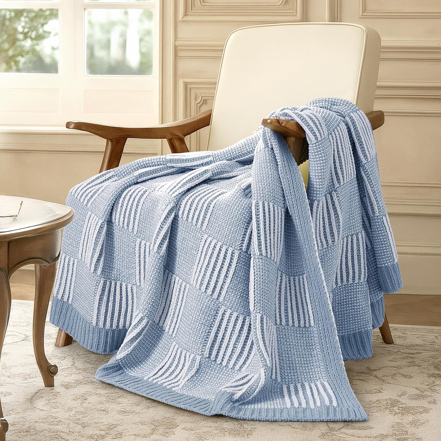 Amélie Home Chenille Knit Throw Blanket for Couch, Checkered Texture Decorative Soft Blanket for