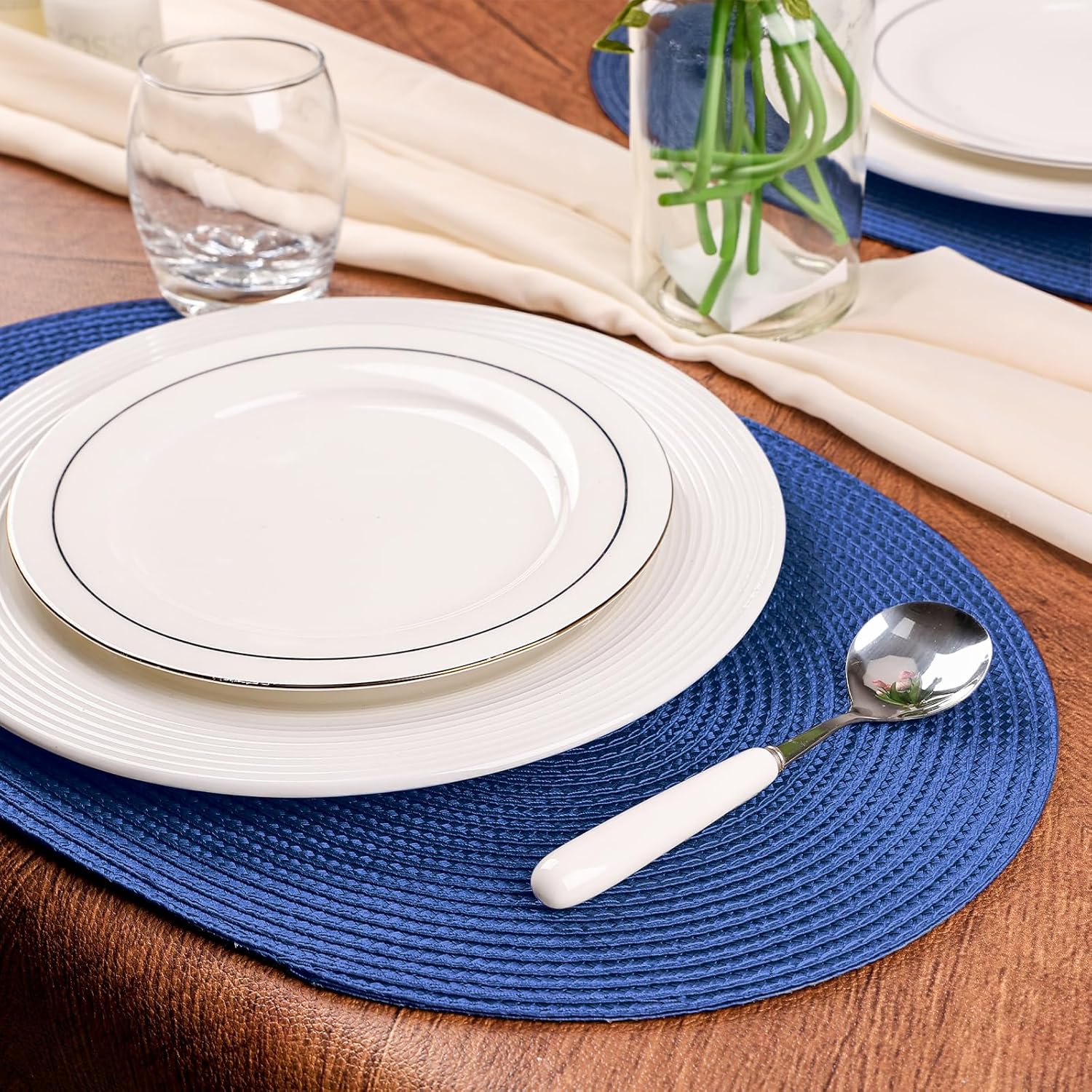 AHHFSMEI Placemats Set of 4 for Dining Table Washable Woven Vinyl Non-Slip 18x12 inches Placemat