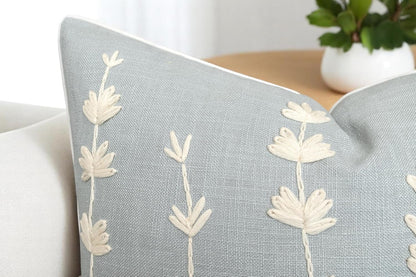 VAGMINE Hand Embroidered Daisy Accent Throw Pillow Cover - 20x20 Inches Square - 100% Cotton Robins