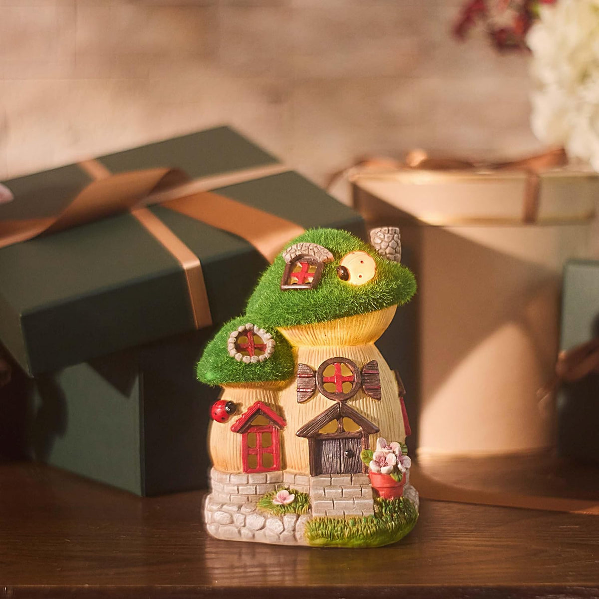 TERESA'S COLLECTIONS Mushroom Garden Statues with Outdoor Solar Light for Garden Decor, Green