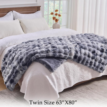 BENVWE Fluffy Faux Fur Throw Blanket for Couch - Soft, Plush, Thick, Cozy, Fuzzy Luxury Minky