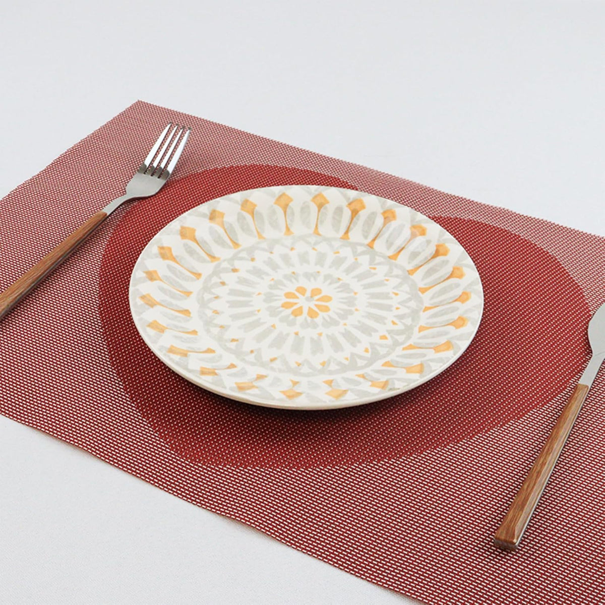 CADONO Placemats Set of 6 Washable Indoor/Outdoor Vinyl Place Mats for Dining Table Durable