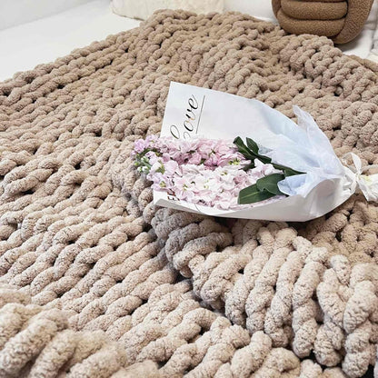 Chunky Knit Blanket Throw 40"x60", Chenille Throw Blankets, Handmade Warm & Cozy Blanket Couch Bed