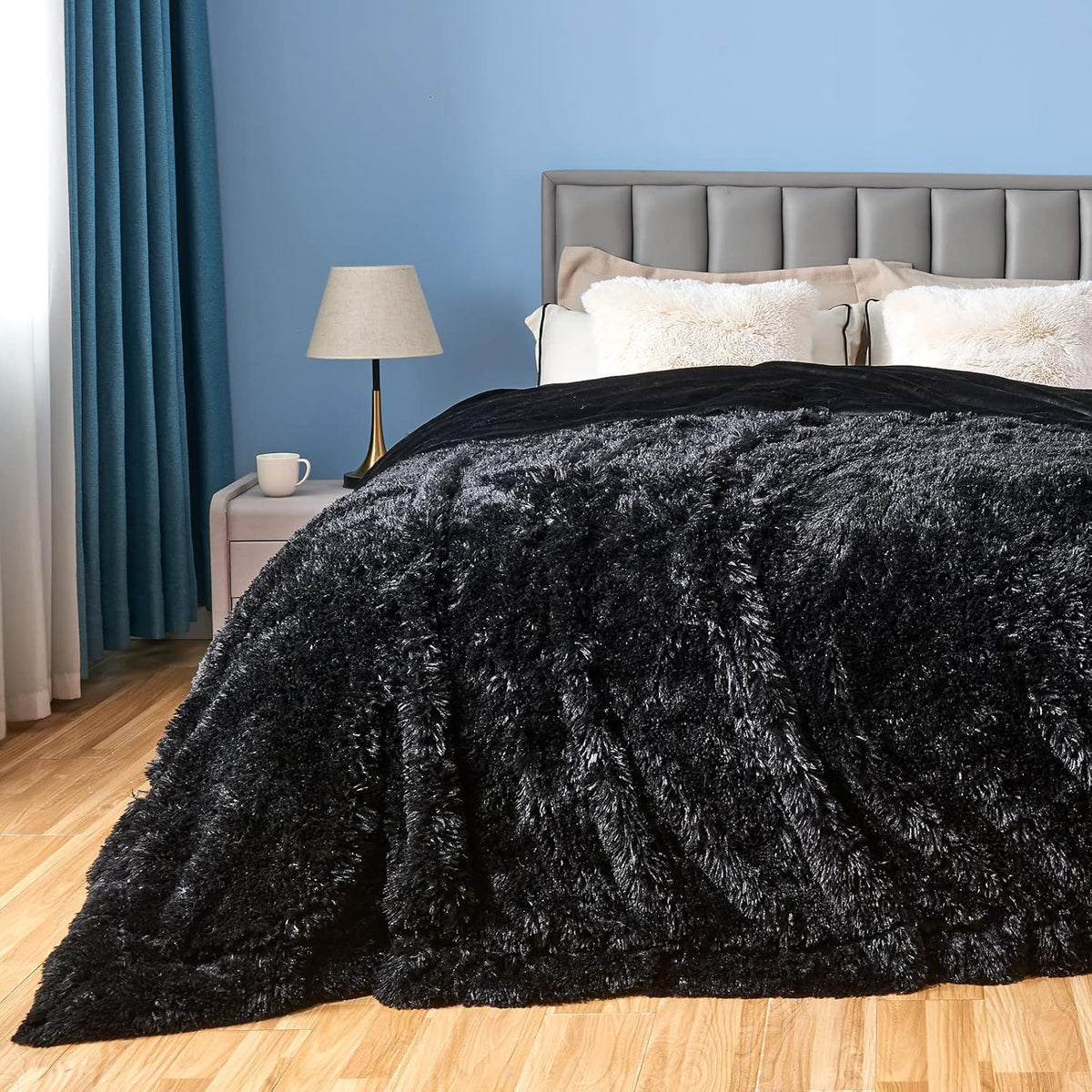GONAAP Fuzzy Faux Fur Throw Blanket Queen Size Black Super Soft Cozy Plush Fuzzy Shaggy Blanket for