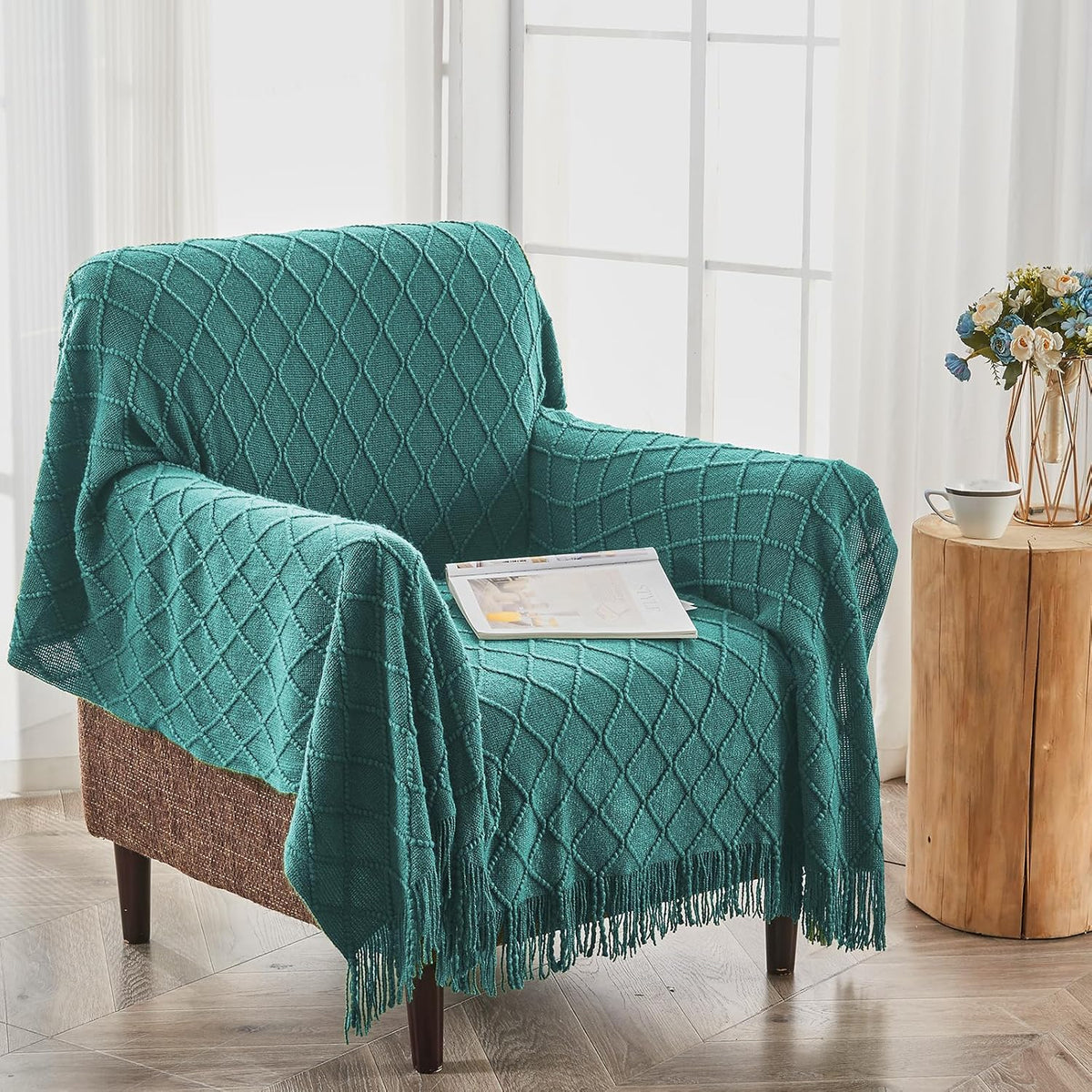 inhand Knitted Throw Blankets for Couch and Bed, Soft Cozy Knit Blanket with Tassel, Blue