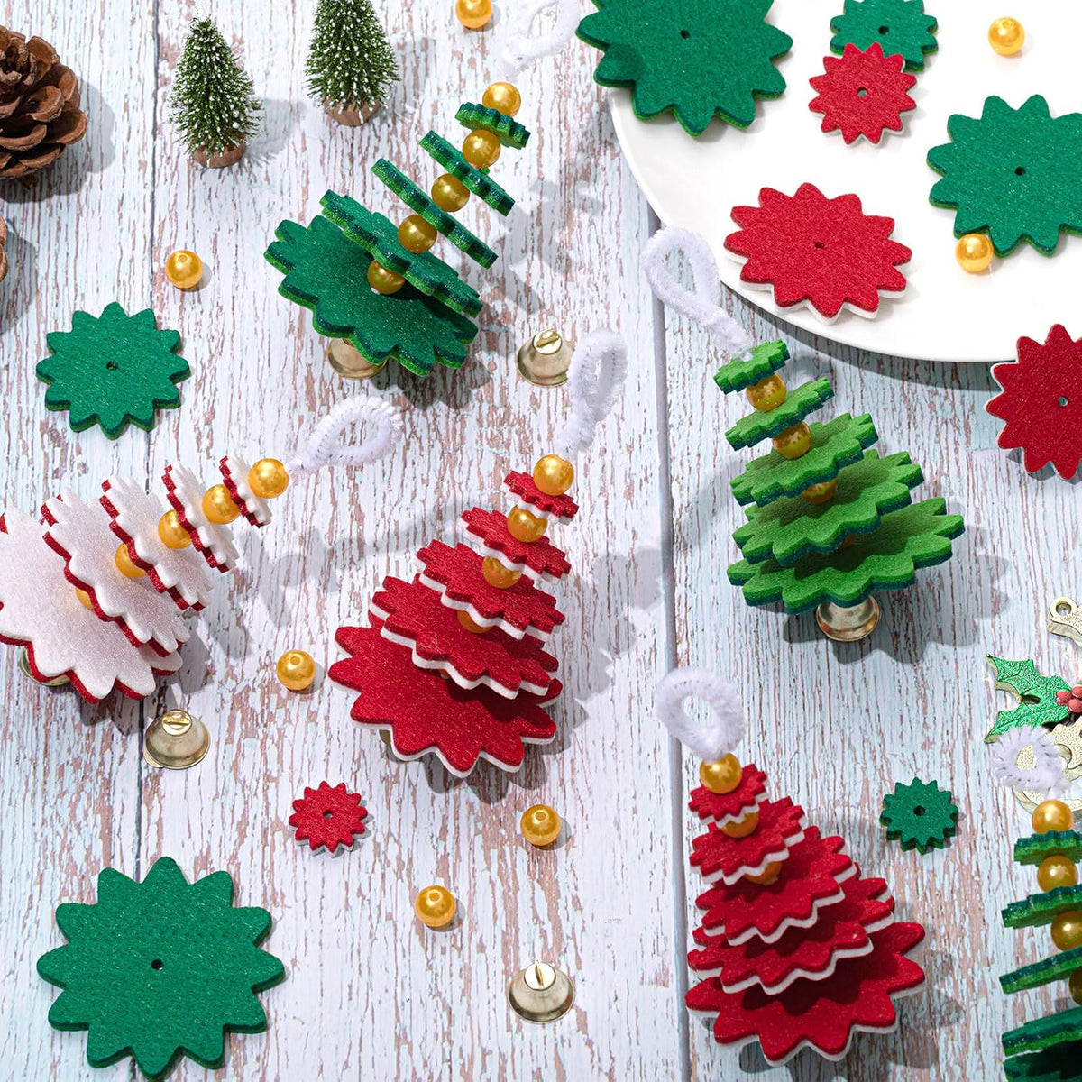Hollowfly 24 Sets Felt Christmas Tree Ornament Craft Kit Small Layered Christmas Tree Felt Crafts