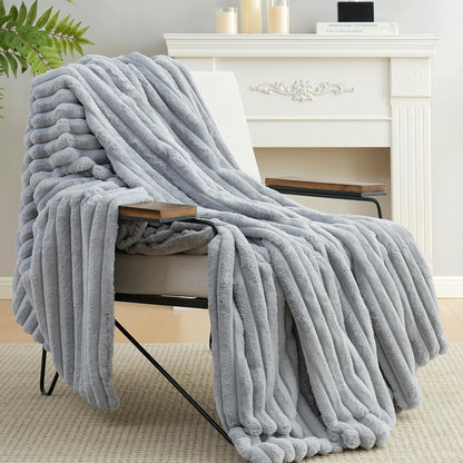 Amélie Home Faux Fur Throw Blanket for Couch, Cozy Fuzzy Fluffy Fur Luxurious Soft Striped Plush