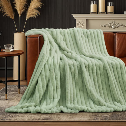 Amélie Home Faux Fur Throw Blanket for Couch, Cozy Fuzzy Fluffy Fur Luxurious Soft Striped Plush