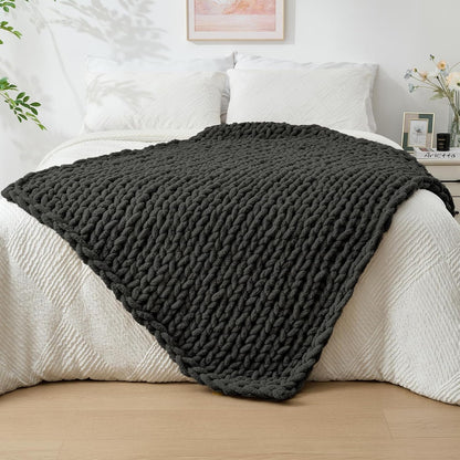 Bigacogo Chunky Knit Throw Blanket for Couch, 40x60 inches, 100% Hand Knitted with Thick Jumbo