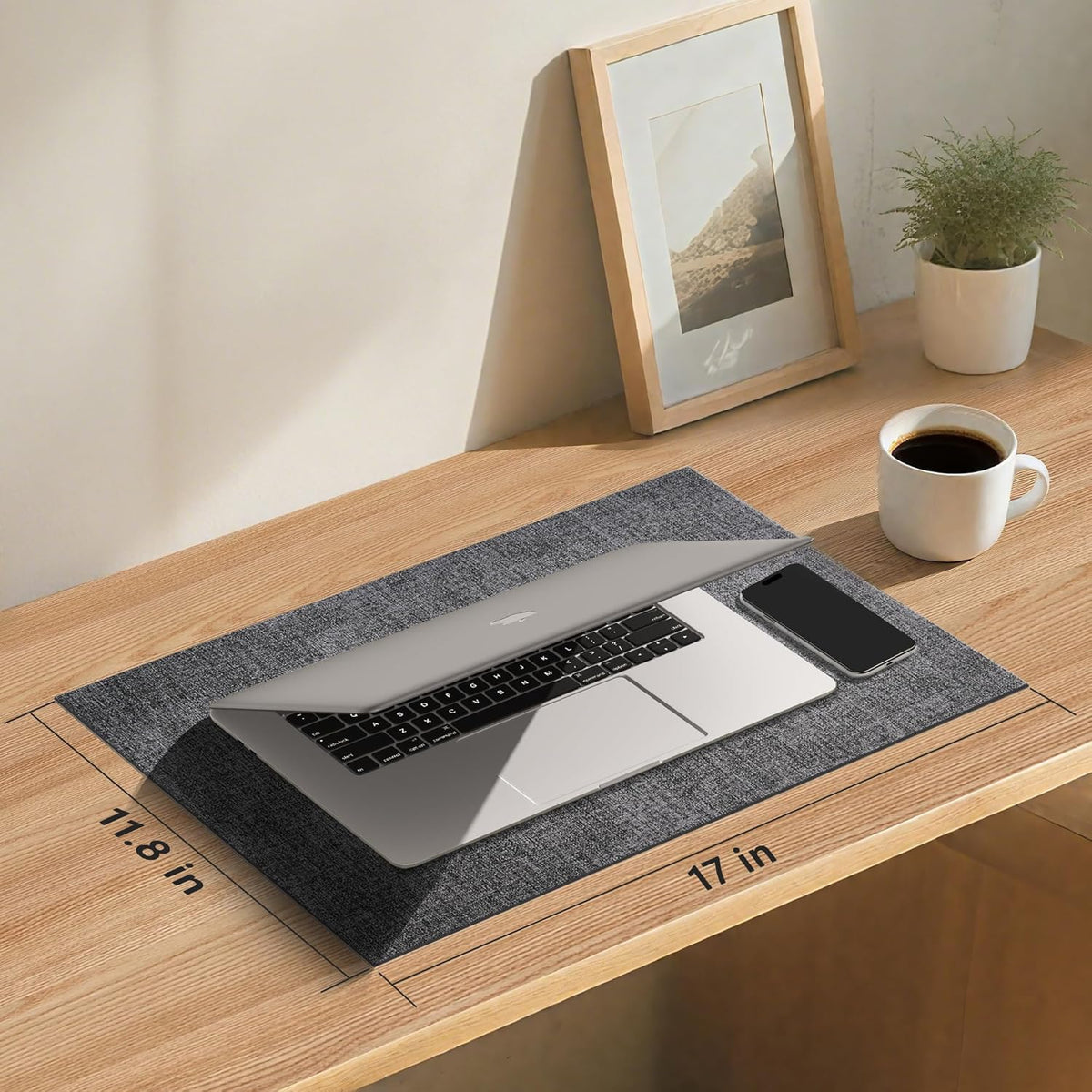 DOLOPL Placemats Set of 6, Reversible Wipeable & Heat Resistant Place Mats, Modern Faux Leather