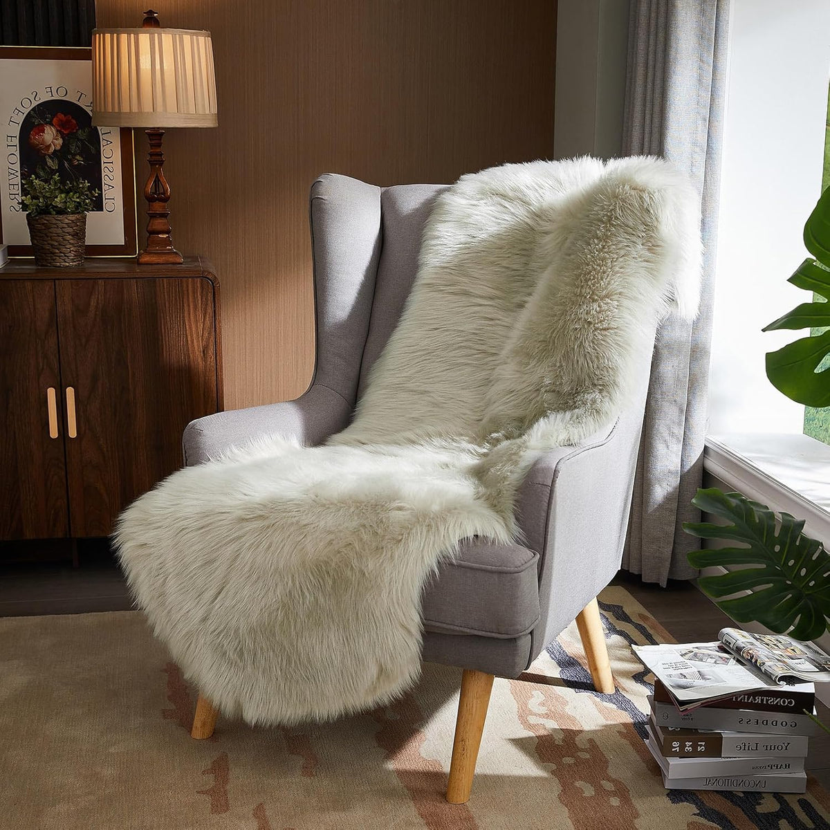 AMTOVO Faux Sheepskin Rug, Light Grey Ultra Soft Fluffy Shag Area Rug, 2 x 6 ft Faux Fur Rug for