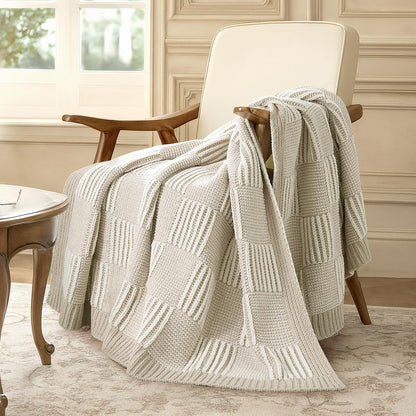 Amélie Home Chenille Knit Throw Blanket for Couch, Checkered Texture Decorative Soft Blanket for