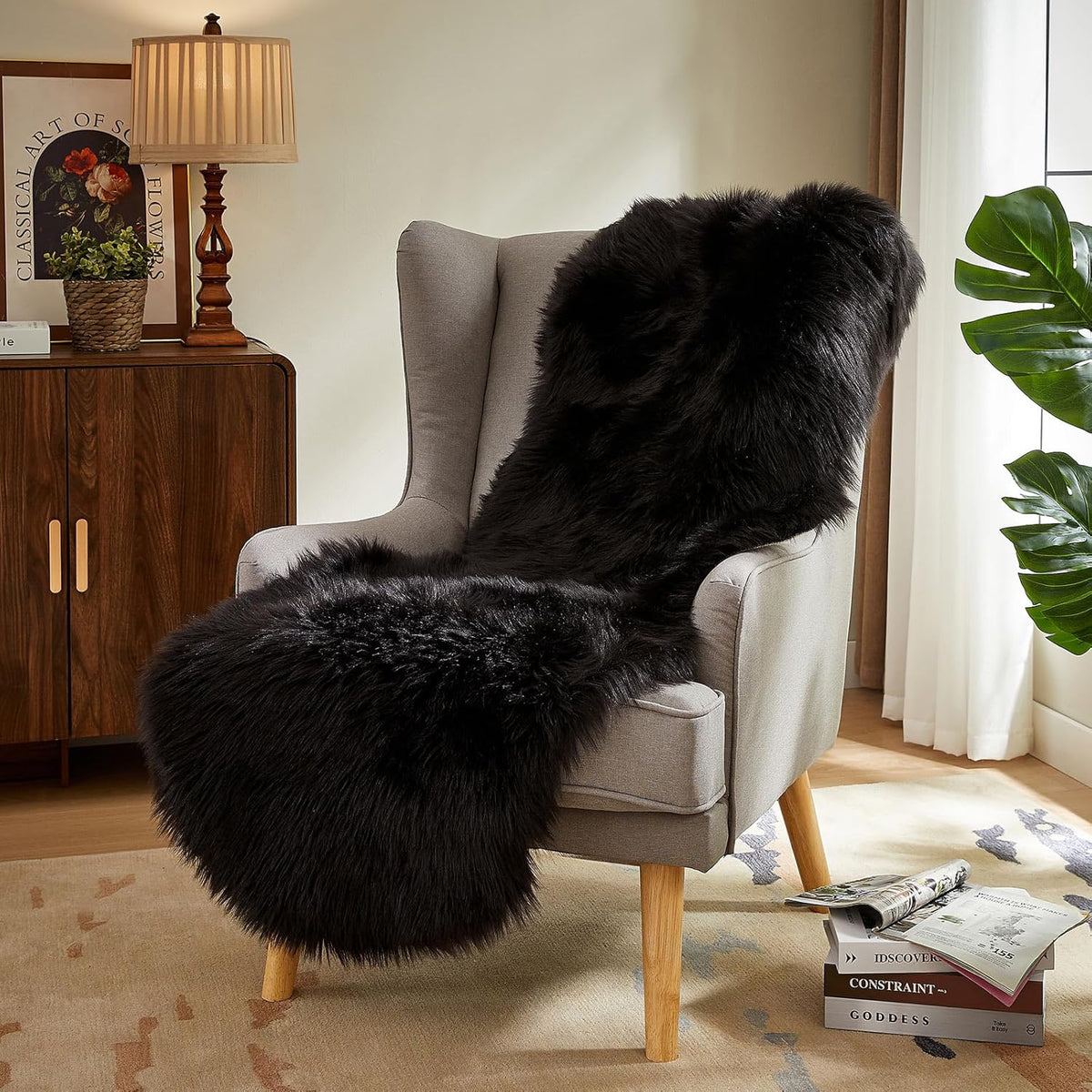 AMTOVO Faux Sheepskin Rug, Black Ultra Soft Fluffy Shag Area Rug, 2 x 6 ft Faux Fur Rug for Bedroom