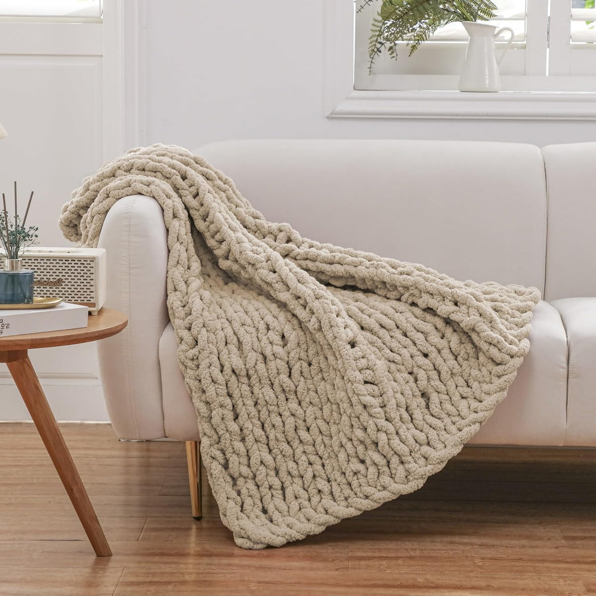 WESHIONGOO Chunky Knit Blanket Throw 40"×40" Knitted Throw Blankets for Couch Bed Fluffy Soft