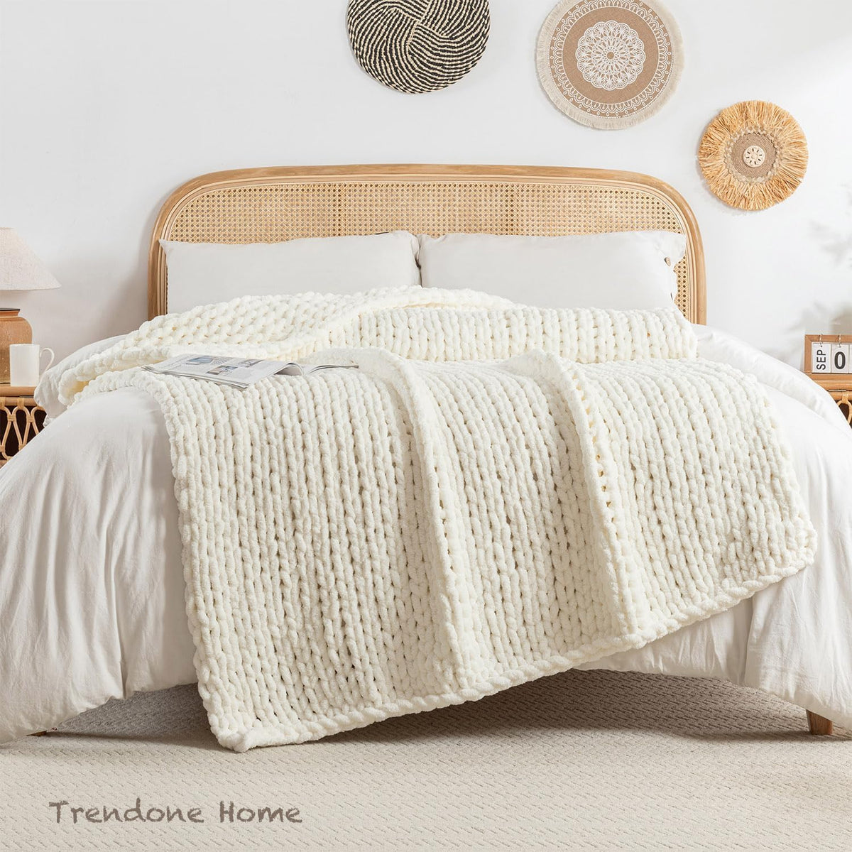 Chunky Knit Blanket Throw, 100% Hand Knit Throw Blanket Handmade Chenille Cable Knit Throw for