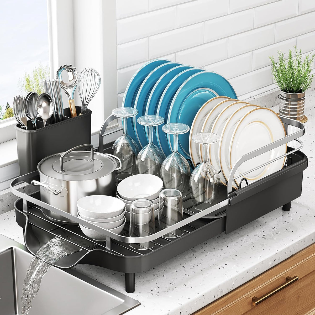 Dish Drying Rack, Expandable Dish Rack for Kitchen Counter, Stainless Steel Dish Drainer with