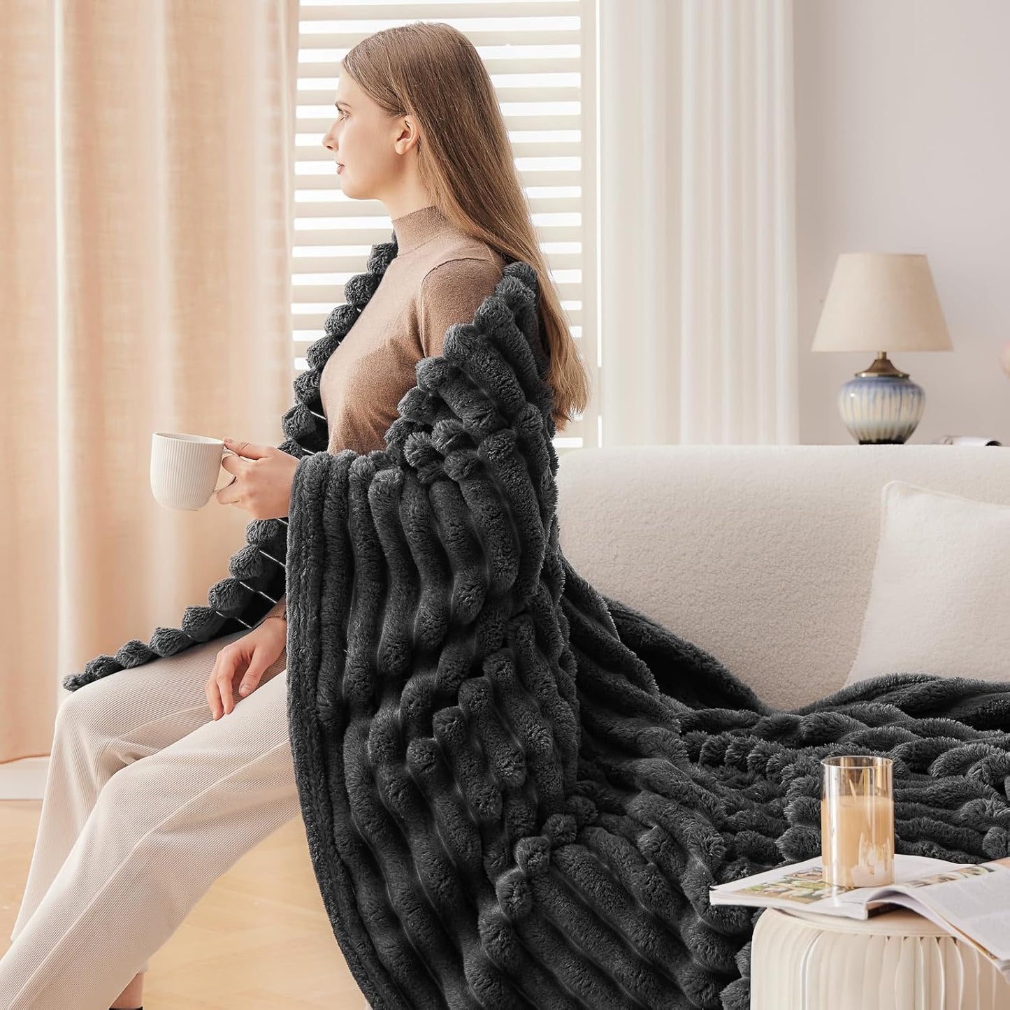 NEWCOSPLAY Super Soft Throw Blanket Grey Premium Silky Flannel Fleece 3D Ribbed Jacquard