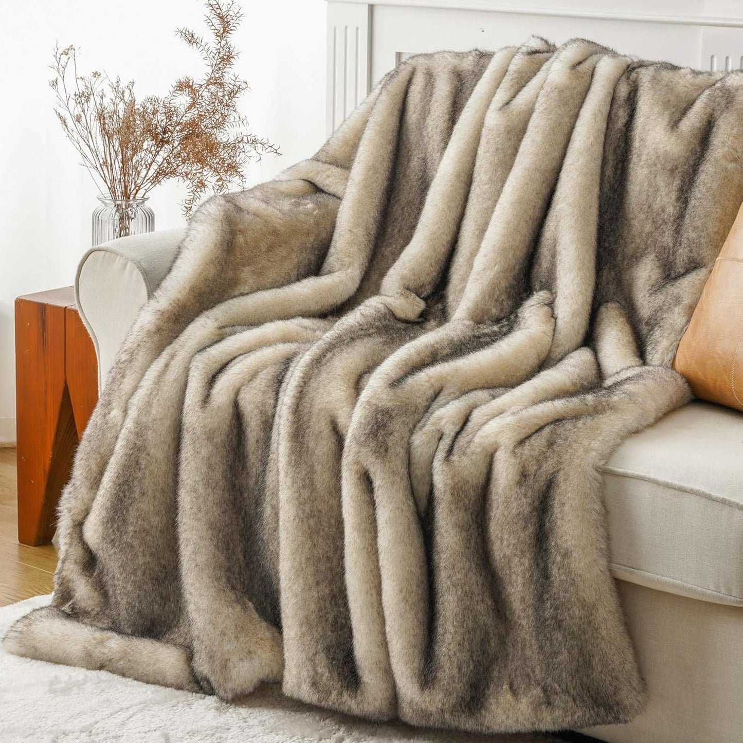 BATTILO HOME Luxury Fluffy Faux Fur Throw Blanket, Cozy Soft Warm Fur Blanket for Couch, Sofa