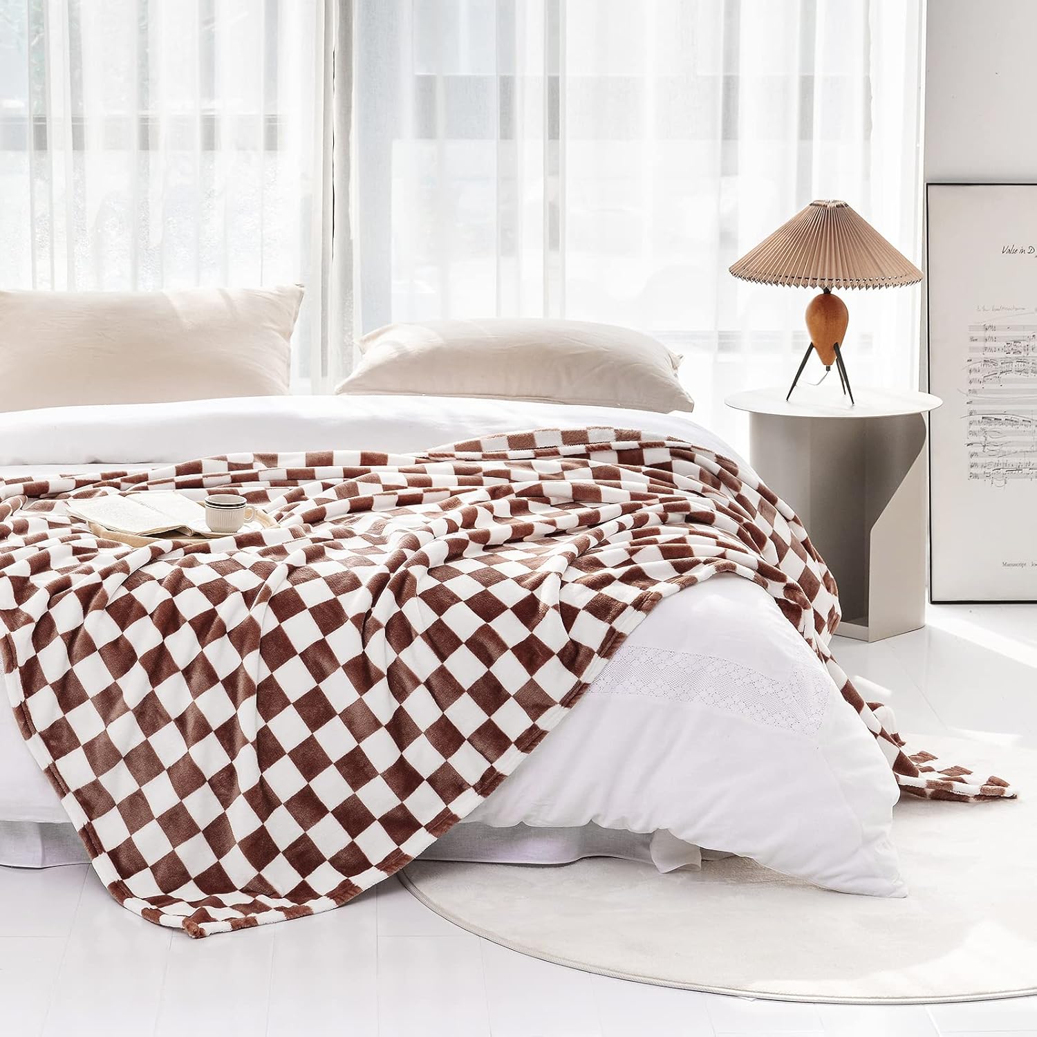 LOMAO Throw Blankets Flannel Blanket with Checkerboard Grid Pattern Soft Throw Blanket for Couch