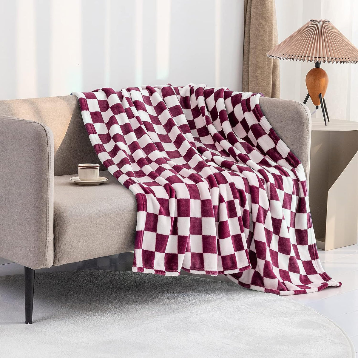 LOMAO Throw Blankets Flannel Blanket with Checkerboard Grid Pattern Soft Throw Blanket for Couch